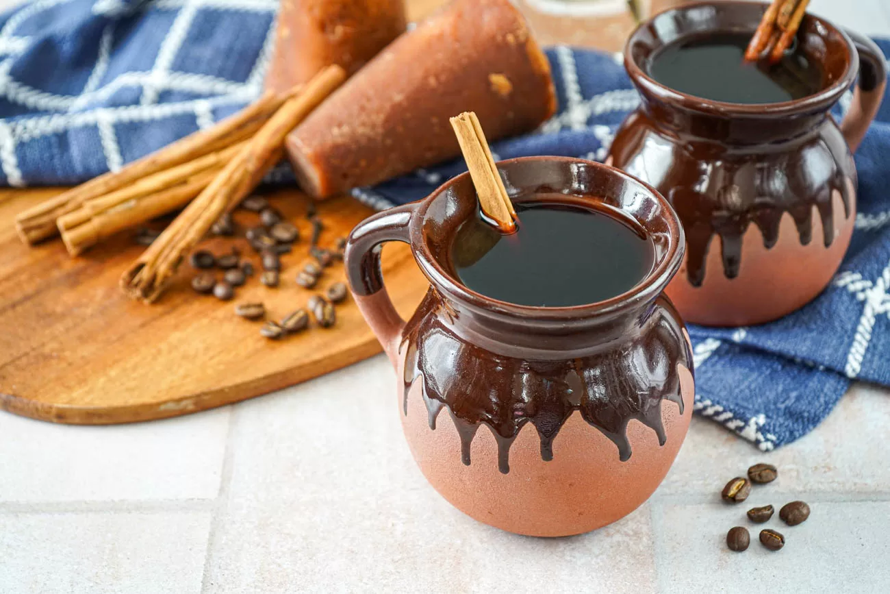 Cómo hacer un café de olla tradicional fácil y rápido